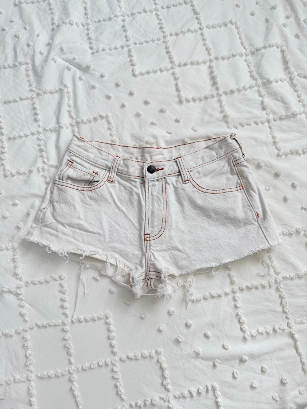 Brandy Melville John Galt White Low Rise Cut Off Denim Shorts | Size S